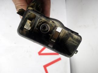 Форсунка омывателя левая передняя SUBARU FORESTER SJ5 FB20A 86636SG020 3 ракурс