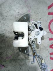 Замок 5-й двери DAIHATSU ESSE L235S KFVE 69350B2140 2 ракурс