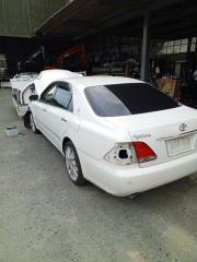 Подлокотник TOYOTA CROWN GRS182 3GRFSE 5881030A00B0 2 ракурс Подлокотник TOYOTA CROWN GRS182 3GRFSE 5881030A00B0 2 ракурс