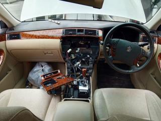 Подлокотник TOYOTA CROWN GRS182 3GRFSE 5881030A00B0 4 ракурс Подлокотник TOYOTA CROWN GRS182 3GRFSE 5881030A00B0 4 ракурс