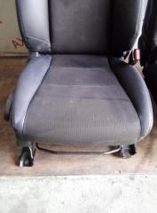 Комплект сидений HONDA FIT GP1 LDA 81137TF0J22ZC, 81127TF0J52ZC 2 ракурс