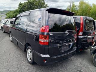 Амортизатор правый задний TOYOTA NOAH AZR60 1AZFSE 4853180735 2 ракурс