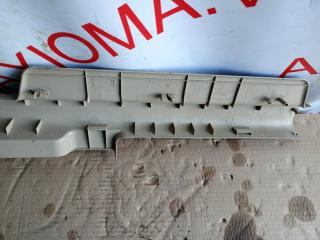 Порожек пластиковый правый передний TOYOTA SIENTA NCP81 1NZFE 6791352090A0 5 ракурс