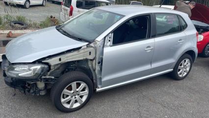Стоп-сигнал правый задний VOLKSWAGEN POLO 6R1 CBZB 6R0945095P, 6R0945096AA 2 ракурс