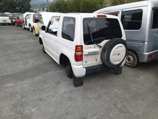 Клык бампера правый MITSUBISHI PAJERO MINI H58A 4A30 MR465860 2 ракурс Клык бампера правый MITSUBISHI PAJERO MINI H58A 4A30 MR465860 2 ракурс