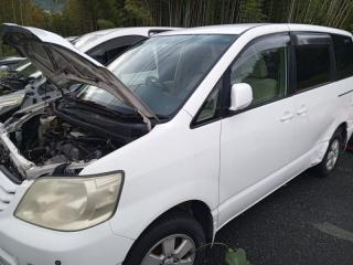 Ноускат TOYOTA NOAH AZR65 1AZFSE 5320128150, 521192J190A0, 8113028630, 8107028670, 28-150 1 ракурс