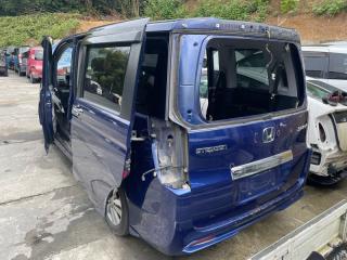 Накладка 5-й двери HONDA STEPWGN RK5 R20A 74890SZW003 1 ракурс