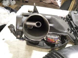 Блок efi MAZDA DEMIO DE3FS ZJVE ZYC818780A, 2797213730 3 ракурс