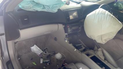 Консоль магнитофона SUBARU LEGACY BP5 EJ203 66060AG040 3 ракурс