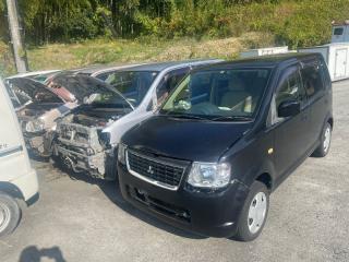 Решетка радиатора MITSUBISHI EK WAGON H82W 3G83 7450A383RB, 7450A383WA, 7450A383BA 1 ракурс