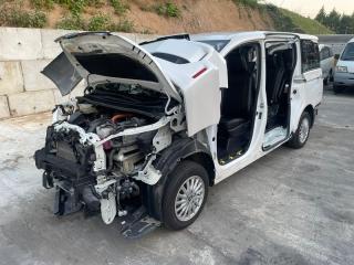 Крепление бампера левое заднее TOYOTA VOXY ZWR80 2ZRFXE 5257628010 1 ракурс