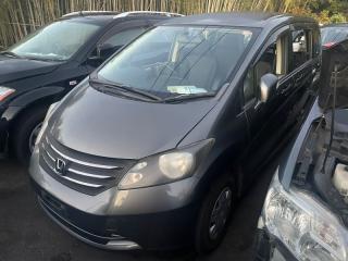 Порожек пластиковый левый передний HONDA FREED GB3 L15A 84251SYY003ZA 1 ракурс