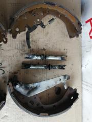 Тормозные колодки задние TOYOTA COMFORT YXS11 3YPE 0449526030 4 ракурс