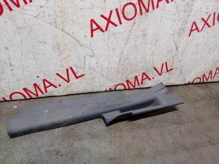 Порожек пластиковый правый передний TOYOTA SIENTA NCP81 1NZFE 6791352090A0 1 ракурс