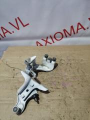 Ролик двери левый задний TOYOTA VOXY ZWR80 2ZRFXE 6838228040, 6833628090 1 ракурс
