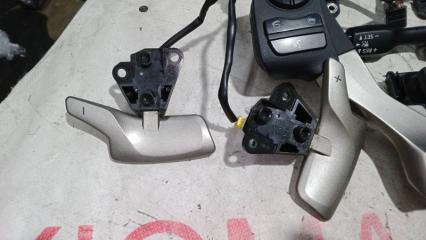 Кнопки на руль LEXUS IS300H AVE30 2ARFSE 8461053100 5 ракурс