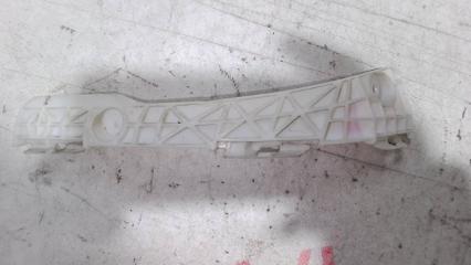 Крепление бампера правое заднее TOYOTA ESTIMA AHR20 2AZFXE 5215528090 4 ракурс