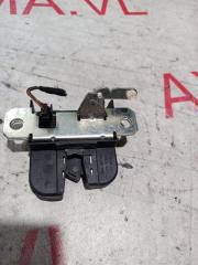 Замок 5-й двери VOLKSWAGEN POLO 9N3 BKY 1J5827505E 5 ракурс