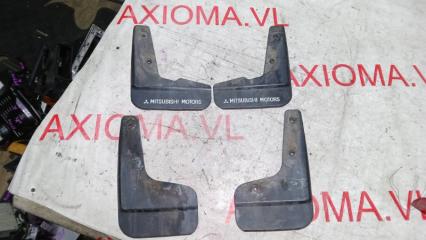 Брызговики комплект MITSUBISHI LANCER CS2V 4G15 MR533434, MR533433 1 ракурс