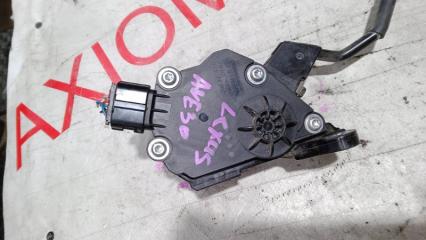 Педаль газа LEXUS IS300H AVE30 2ARFSE 7811030141 5 ракурс