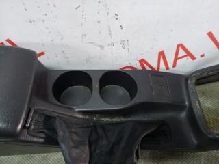 Подлокотник SUBARU IMPREZA GG3 EJ152 92112FE000OE 5 ракурс Подлокотник SUBARU IMPREZA GG3 EJ152 92112FE000OE 5 ракурс