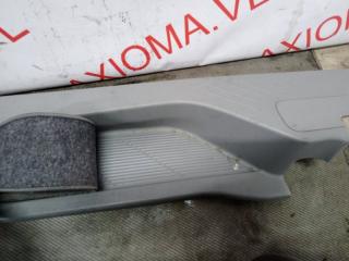 Порожек пластиковый левый задний TOYOTA ESTIMA GSR55 2GRFE 6793428030B0 5 ракурс Порожек пластиковый левый задний TOYOTA ESTIMA GSR55 2GRFE 6793428030B0 5 ракурс