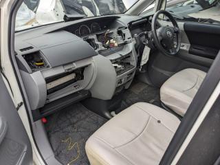 Руль с airbag TOYOTA VOXY AZR60 1AZFSE 4510028380B0 1 ракурс