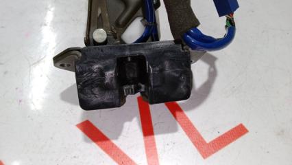 Замок 5-й двери TOYOTA PORTE NNP11 1NZFE 6935052311 5 ракурс