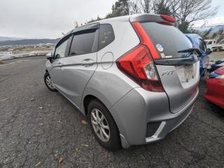 Уплотнительная резинка дверей HONDA FIT GK3 L13B 72315T5A003, 72355T5A003, 72815T5A003, 74440T5A003, 74440T5A003 4 ракурс