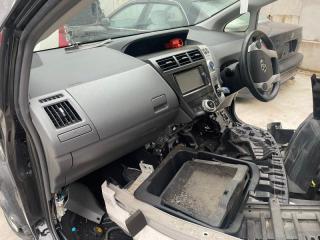 Консоль магнитофона TOYOTA PRIUS ALPHA ZVW40 2ZRFXE 5540547091 1 ракурс