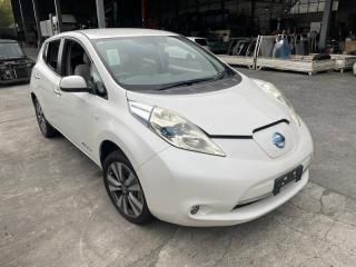 Двигатель NISSAN LEAF AZE0 EM57 290A05SK0A 3 ракурс