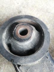 Подушка редуктора задняя TOYOTA HARRIER MCU15 1MZFE 5238048010 2 ракурс Подушка редуктора задняя TOYOTA HARRIER MCU15 1MZFE 5238048010 2 ракурс