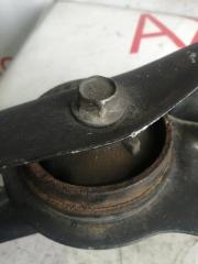 Рычаг подвески правый задний HONDA STEPWGN RF3 K20A 52371S7S000 2 ракурс