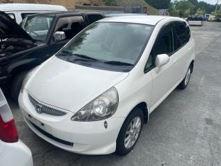 Бампер задний HONDA FIT GD4 L15A 71501SAA900ZA 2 ракурс