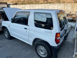 Консоль магнитофона MITSUBISHI PAJERO MINI H58A 4A30 8002A655VA 3 ракурс