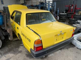 Бампер передний TOYOTA COMFORT YXS11 3YPE 5211943013, 5212943011 2 ракурс