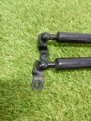 Амортизатор задней двери MAZDA MPV LW3W L3DE LC6262620C, LC6263620C 3 ракурс