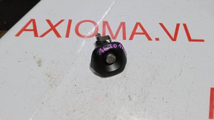 Ручка задней двери SUZUKI ALTO HA23S K6A 8250076820, 8250076810 1 ракурс