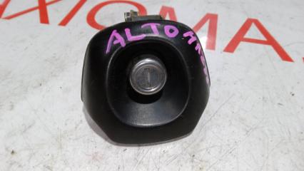 Ручка задней двери SUZUKI ALTO HA23S K6A 8250076820, 8250076810 2 ракурс
