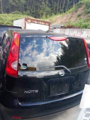 Замок двери правый передний NISSAN NOTE E11 HR15DE 805001U60A 2 ракурс