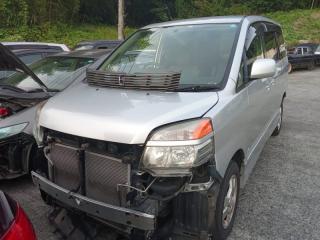 Ступица левая задняя TOYOTA VOXY AZR65 1AZFSE ,4241044020 ,4241044020 1 ракурс Ступица левая задняя TOYOTA VOXY AZR65 1AZFSE ,4241044020 ,4241044020 1 ракурс