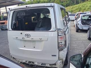 Накладка на крыло левая передняя TOYOTA VOXY ZRR70 3ZRFAE 7690228070A0 2 ракурс