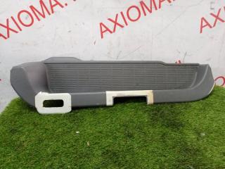 Порожек пластиковый левый задний TOYOTA VOXY AZR65 1AZFSE 6791828080B1 4 ракурс
