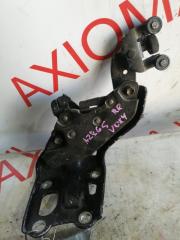 Ролик двери правый задний TOYOTA VOXY AZR65 1AZFSE 6831028050, 6838028020, 6835028040 5 ракурс