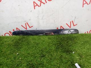 Накладка 5-й двери MAZDA PREMACY CP8W FPDE C10050810D08 1 ракурс