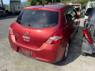 Обшивка дверей левая задняя NISSAN TIIDA C11 HR15DE 829011JY3A 2 ракурс Обшивка дверей левая задняя NISSAN TIIDA C11 HR15DE 829011JY3A 2 ракурс