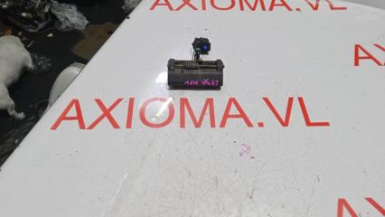 Ручка задней двери MAZDA MPV LY3P L3VE L20762410 1 ракурс