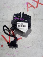 Замок капота NISSAN LEAF ZE1 EM57 656013NK0A 5 ракурс Замок капота NISSAN LEAF ZE1 EM57 656013NK0A 5 ракурс