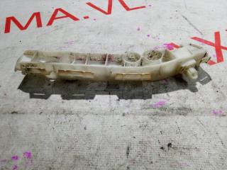 Крепление бампера правое переднее SUZUKI ALTO LAPIN HE22S K6A 7173185K00 1 ракурс Крепление бампера правое переднее SUZUKI ALTO LAPIN HE22S K6A 7173185K00 1 ракурс