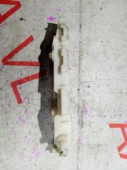 Крепление бампера правое переднее SUZUKI ALTO LAPIN HE22S K6A 7173185K00 5 ракурс